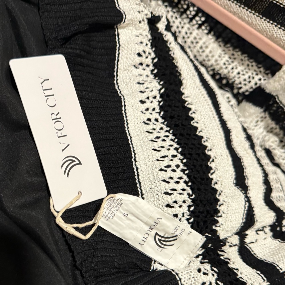 Black and White Striped Women's Open front Cardigan S - Picture 4 of 6